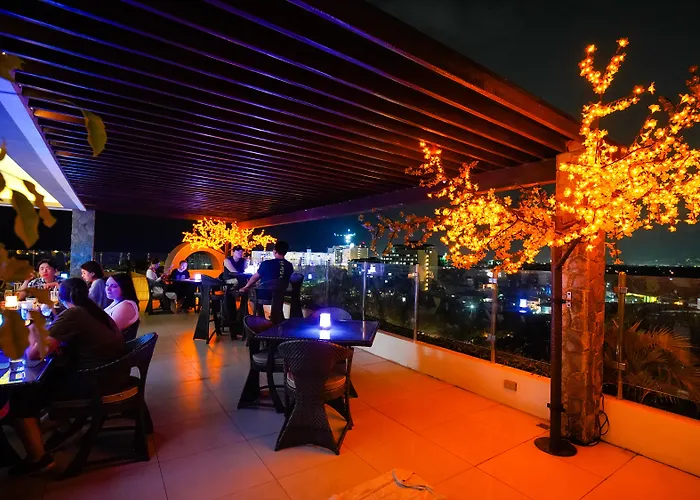Cebu White Sands And Resort 4*