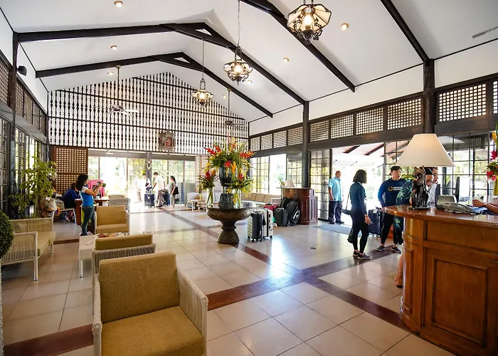 Cebu White Sands And Resort 4*